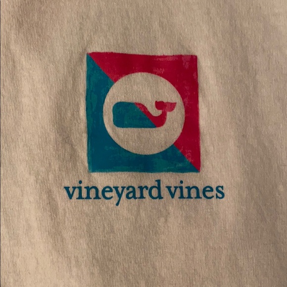 Vineyard Vines shirt - Picture 2 of 5